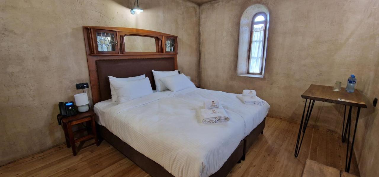 Giorgi Ushikishvilis Chateau-Marani Akhmeta Extérieur photo