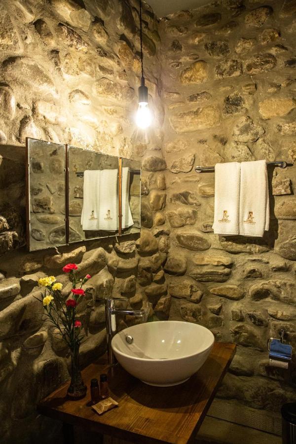 Giorgi Ushikishvilis Chateau-Marani Akhmeta Extérieur photo